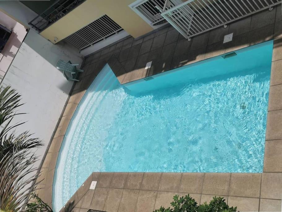 Jade - Appt 2 Chb - 4 Personnes - A 200 M Du Lagon De Saint-Pierre - Residence Avec Belle Piscine Et Parking Prive - Sur Le Front De Mer Et A 2 Pas Du Centre-Ville De St-Pierre Exteriör bild